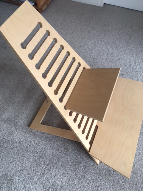 Adjustable desk top in plywood